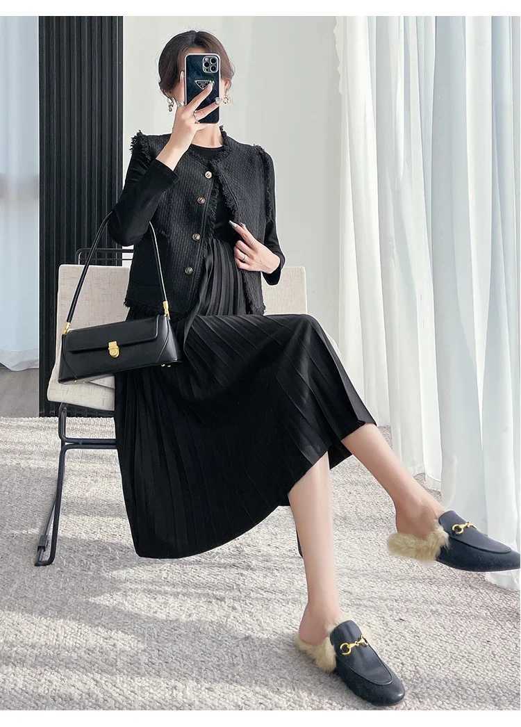 Fashion Materni Dress for Autumn Long Sleeve O-neck High Waist Black Elegant Pregnant Woman Pleated Dress Long Velour DressesXJ241213
