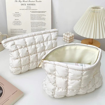 Womens white cotton makeup bag bedding cotton soft makeup bag zipper large makeup bag 241212