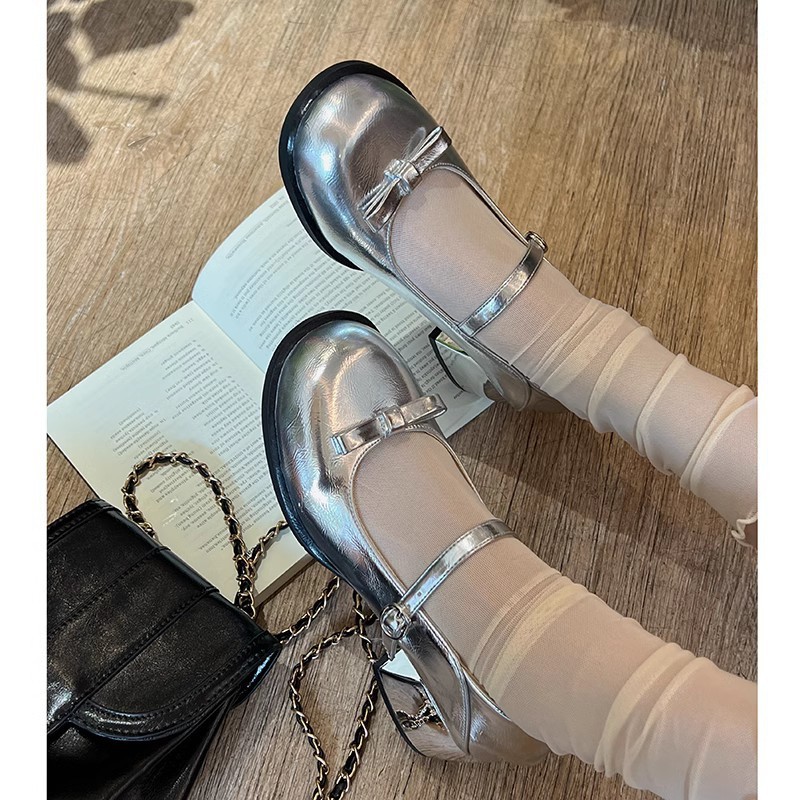 New Fashion Loafers Women autumn New Black Platform Flats Shoes Women Loafers Slip on Boat Shoes Designer Casual Leather 2025