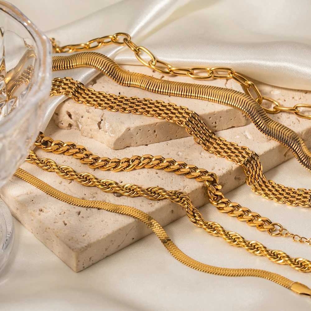 Uworld Fashion Link Chain Stainl Steel Bangle Bracelet for Women Exquisite Golden Metal Texture Jewelry Girl Beach Gift ManXJ241214