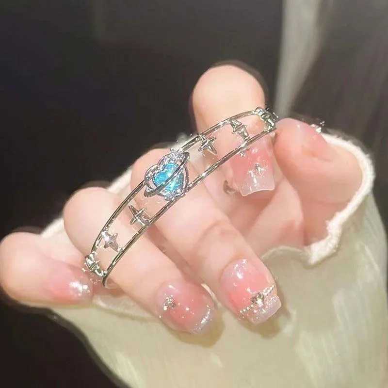 Kpop Y2K Blue Peach Heart Zircon Bracelet For Women Simple Crystal Cross Star Irregular Geometric Bracelet Aesthetic JewelryXJ241214