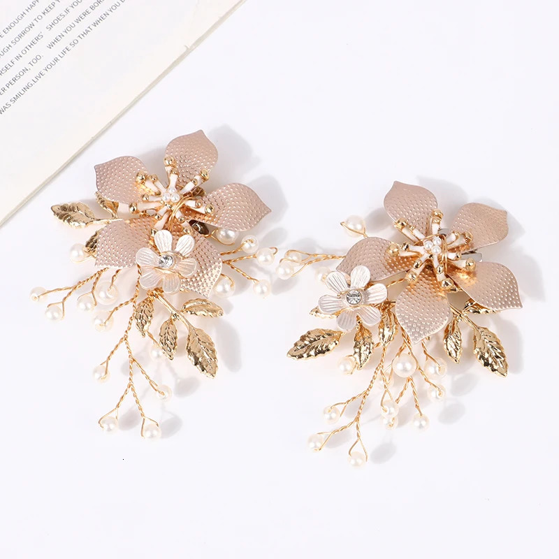 1 pair of rhinestone shoes clip on crystal flower shoes charming decoration wedding party shoes decoration 241213