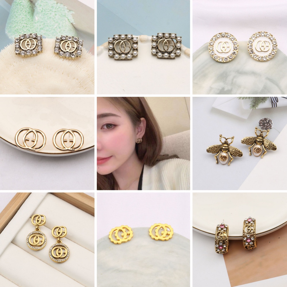 Fashion Womens Luxury Bee Earrings Women Jewelry Designer Earrings Letter Stud Earrings Fashion Party Wedding Engagement Lovers Gifts Wholesale