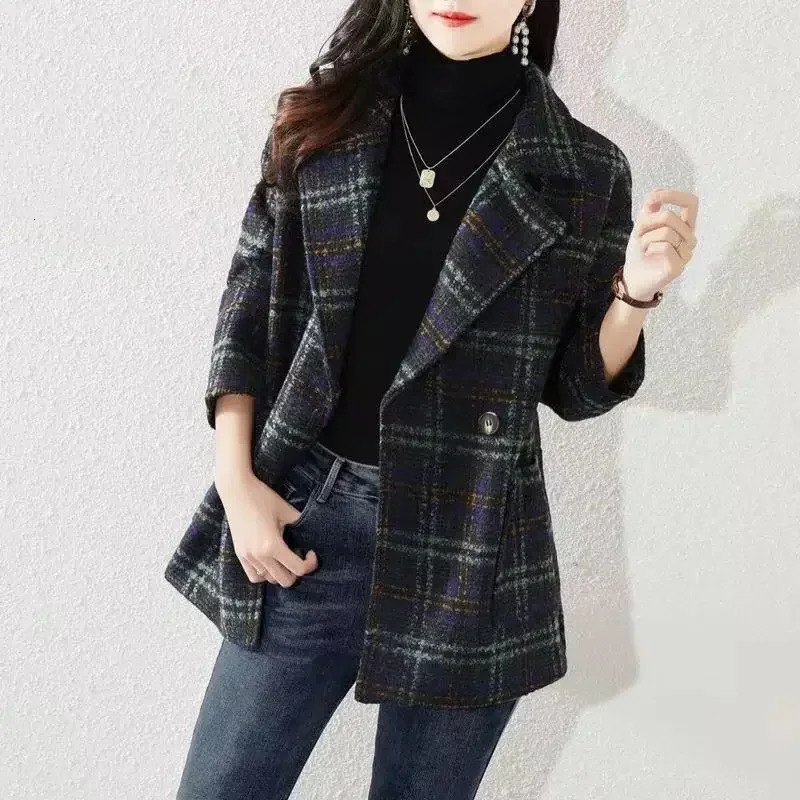 Jacket Tweed Velvet Coats for Women Outerwears Over Wool Blend Plaid Clothes Warm Green Dress Long Check Blazer Woman American 241209