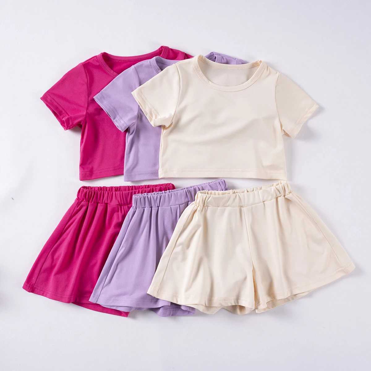 Clothing Sets Girls Short Sleeve Suits Summer Kids Solid Colour Casual Suit 0-5Y Waistless Top Loose Shorts Two Piece Set H241214