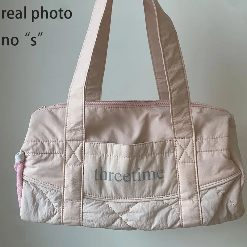 Womens Ins large capacity handbag womens outdoor travel storage bag sports and fitness storage shoulder bag Korean bag 241212