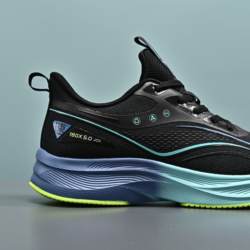 Fashion Running Shoes: Trendy Colors and Performance The Perfect Blend of Comfort and Versatility