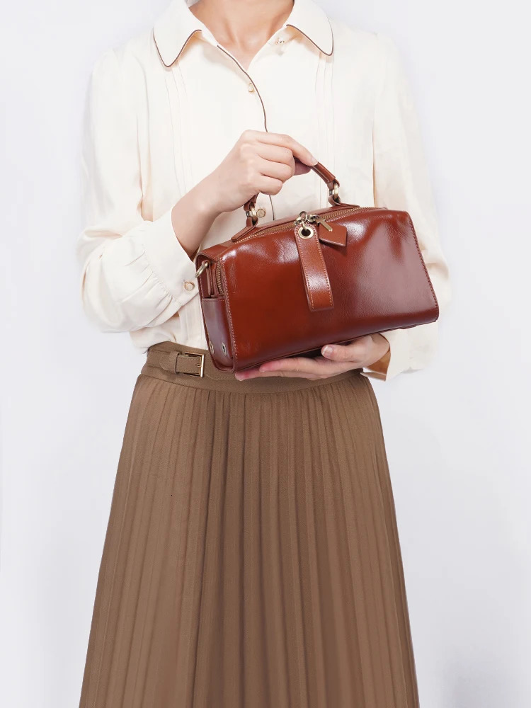 Zency Oil Wax Leather Retro Green Handbag Womens Shoulder Bag Black Wave Pattern Wide Shoulder Strap Classic Boston Bag Wallet 241212