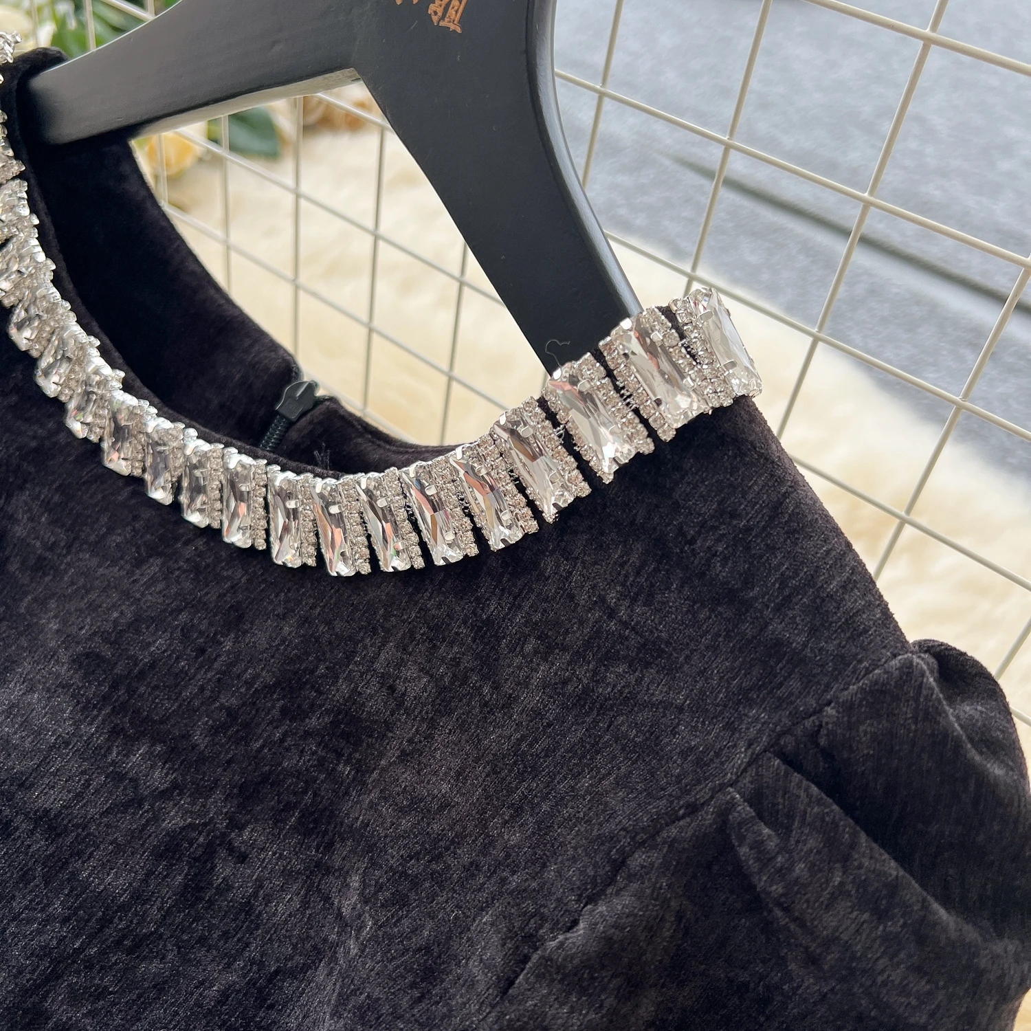 Basic Casual Dresses New French Chic Bodycon Dress Women Long Sleeve Party Dresses Sequins O Neck Mesh Patchwork Evening Vestidos with Zipper Dropship