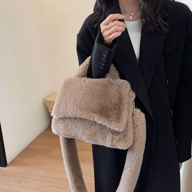High quality hand-held commuting bag for women, super popular model, large capacity plush shoulder crossbody bag, 2024 new casual fashion trend clothi
