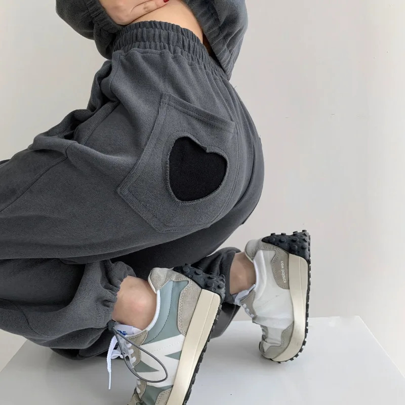 Womens Spring/Summer Korean Loose Solid Color Panel Pocket Printed Casual Sports Elastic High Waist Straight Pants 241214
