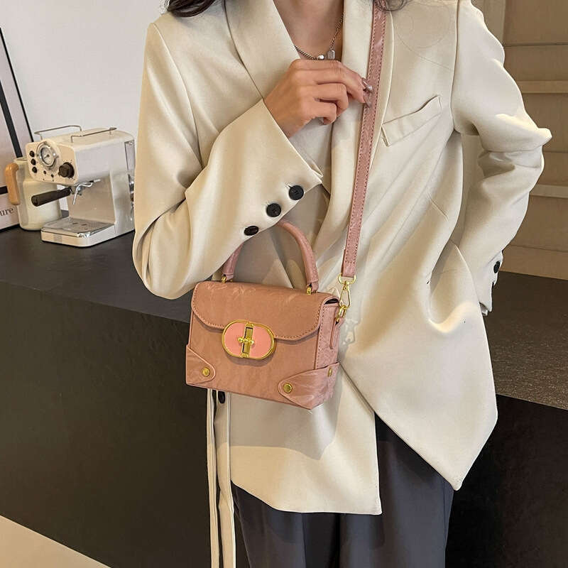 This year's popular styling box for women 2023 new trendy and versatile texture single shoulder crossbody small square bag