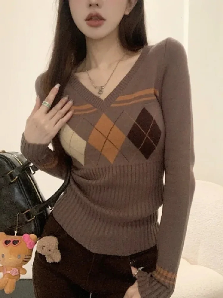 Pulleys Vneck Panel Ins Argyle Autumn Knitwear Retro Sweet and Spicy Girl Long Sleeve Fashion Trendy Harajuku Soft 241211