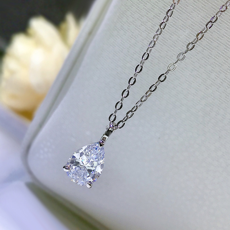 Choucong Elegant Water Drop Pendant Luxury Jewelry 925 Sterling Silver Pear Cut White Lab Moissanite Diamond Fashion Women Wedding Clavicle Necklace G