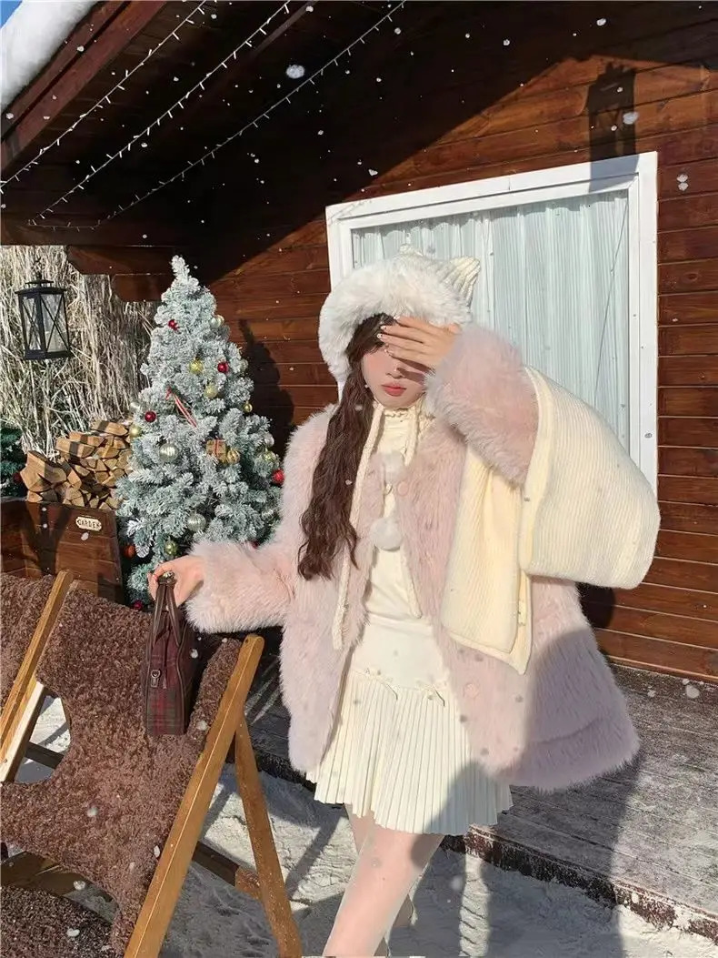 Heavy Industry Classic Fur High End Coat Loose Round Neck Pocket Small Fragrant Style 241211