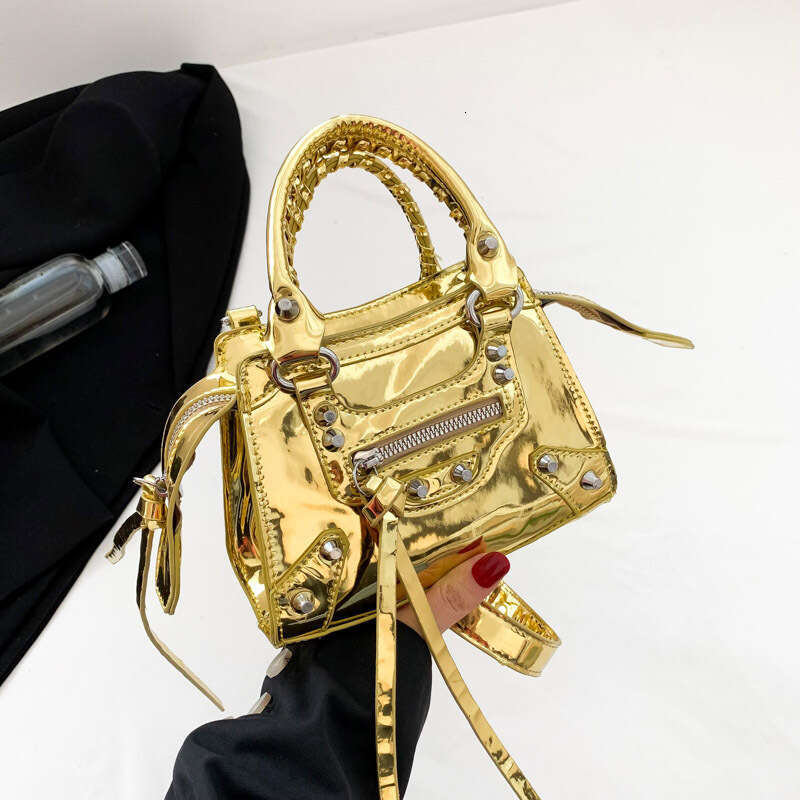 Small shiny small square bag for women, internet famous motorcycle style single shoulder crossbody bag, hundred matching accessories, red envelope, 20