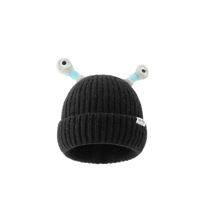 Cute cartoon quirky glowing tentacle knitted hat parent child model warm wool hat glowing beanie monster hat with eyes 241211