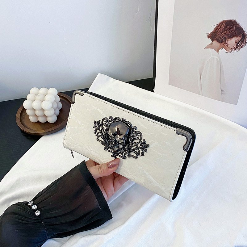 New Best-selling Unisex Designer Skull Personalized Long Wallet Banquet Handbag Mobile Phone Bag Hand-held Bag Wallet