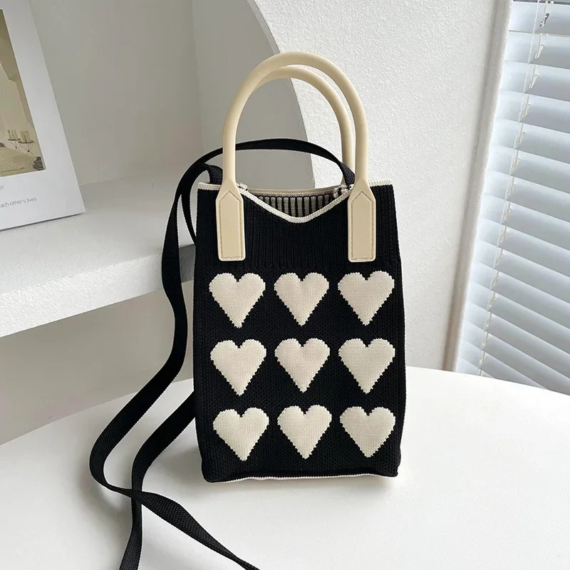 Korean fashion heart-shaped knitted mini square womens handbag small mobile phone shoulder bag cute outdoor cross body bag 241213