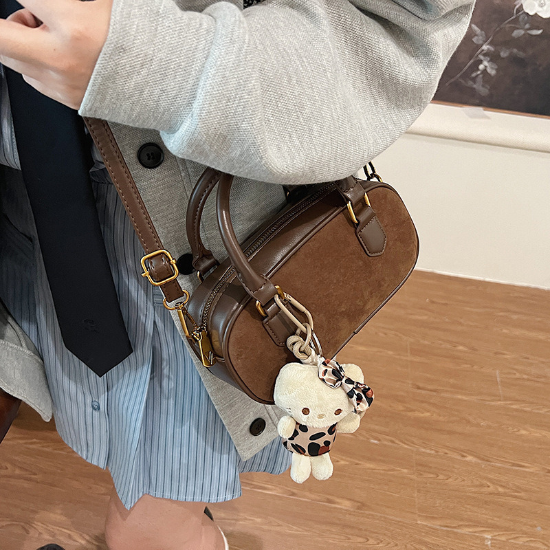 New Designer Retro Multifunctional Outdoor Handbag Horizontal Bag Bowling Bag mmbag