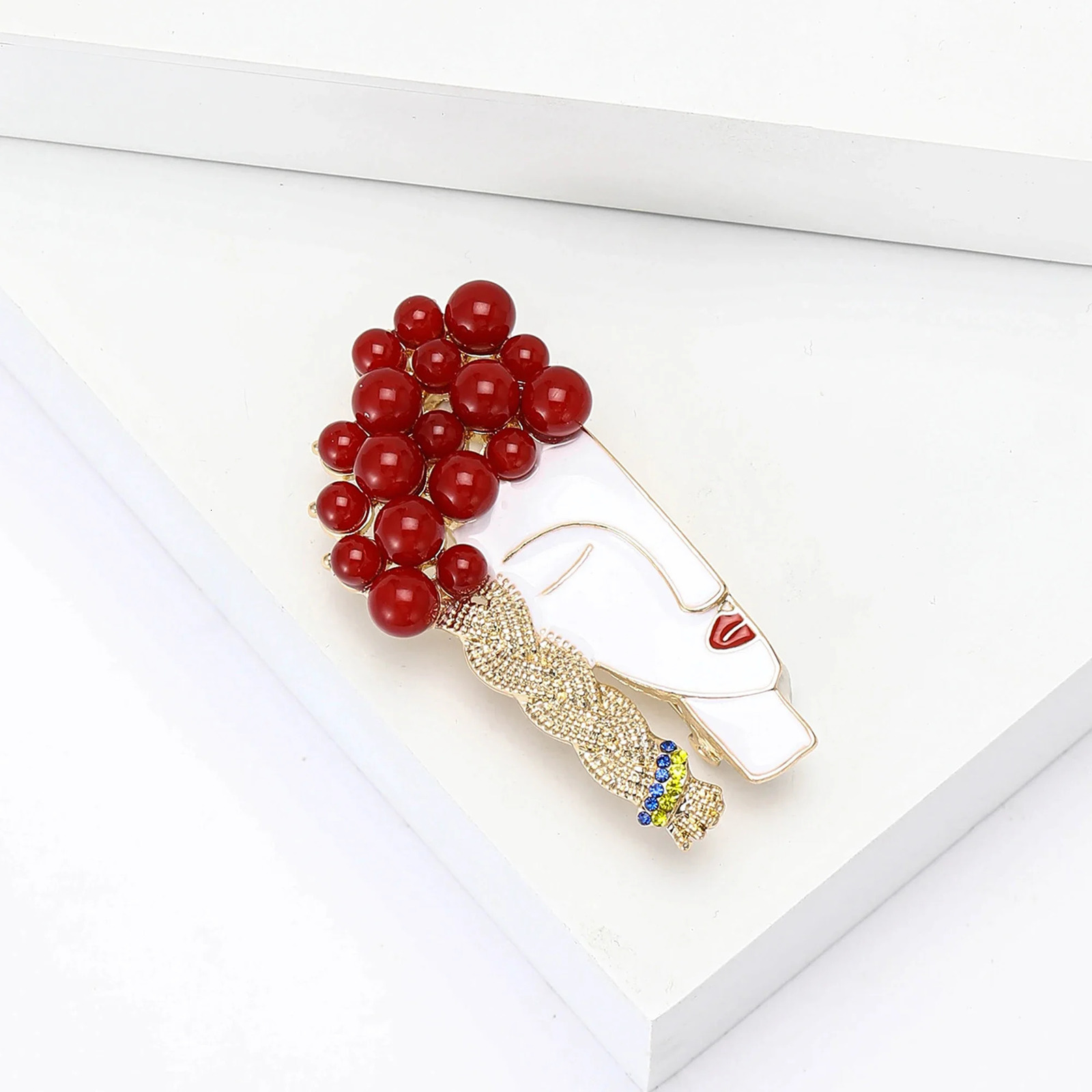 Enamel Ukrainian Half Face Lady Brooches for Women unisex character pins fashion jewelry accessories gifts 241210