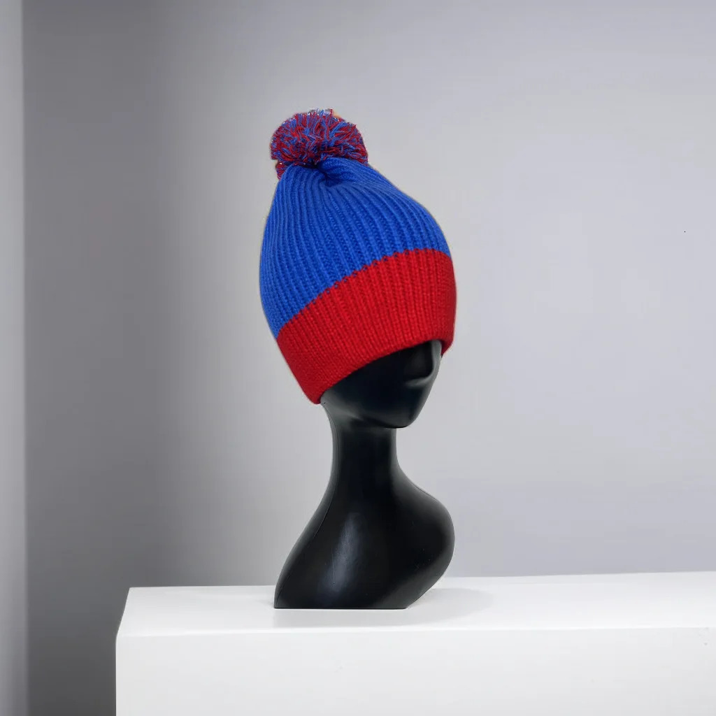 serve knitted hat womens autumn and winter warm candy color flip cover womens fashion skeleton bean wholesale 241211