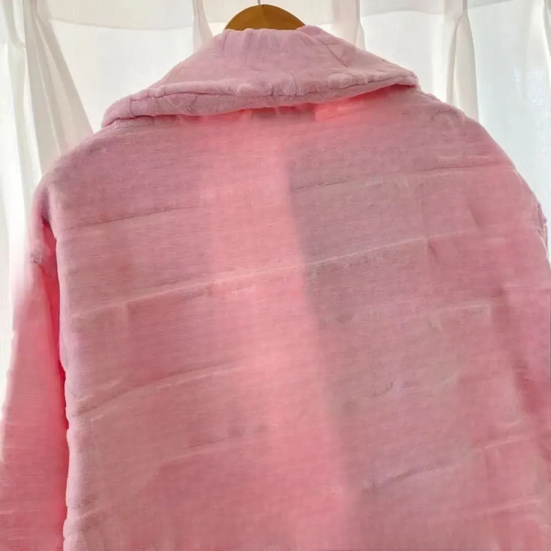 2025 Designer Soft Cotton Lovers' Robe With Neckline - Cozy Retro Style Bathrobe For Him And Her