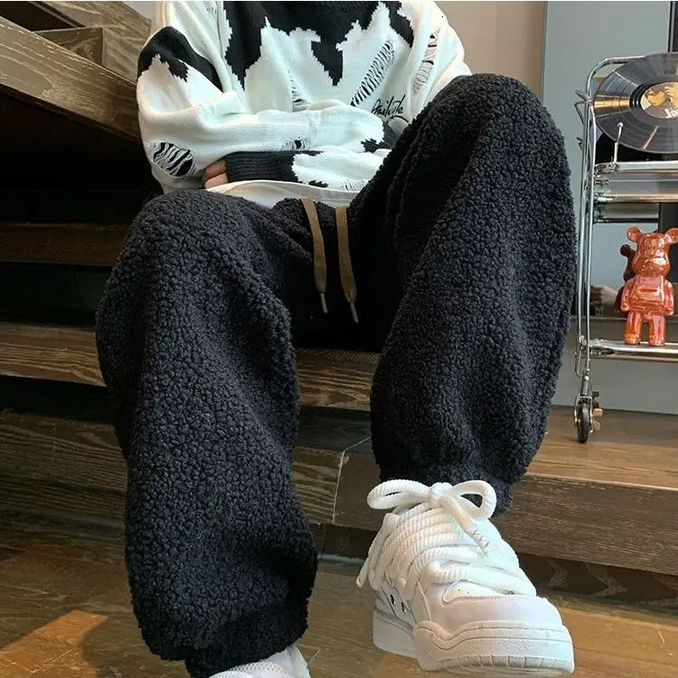 Lamb wool sweatpants mens autumn and winter style velvet thickening trendy loose sports casual pants mens pants y2k 241214