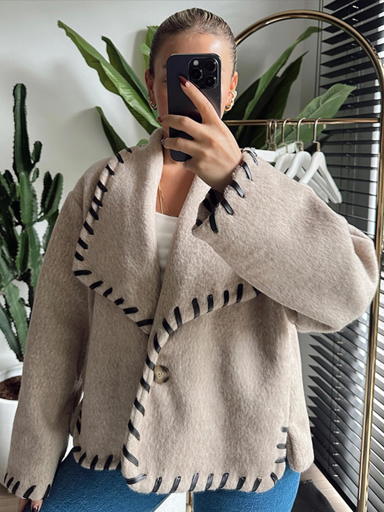 Vintage Large Collar Patchwork Short Coat Women Loose Solid Lapel Button Woolen Coats Female Autumn Chic Elegant Street Outwear