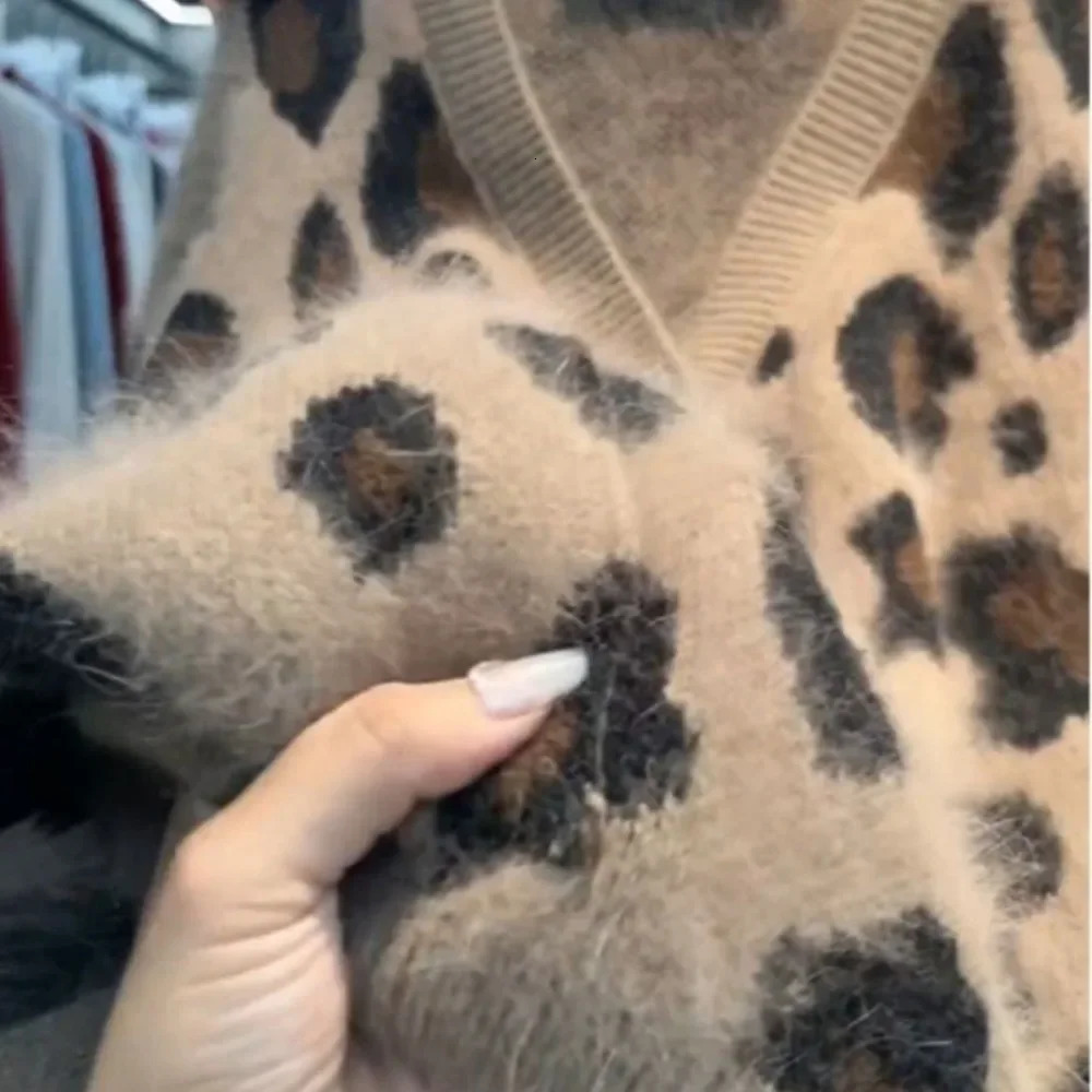 Neploe Loose Simple 2024 Elegant Office Lady Cardigan Western Jacquard Leopard Sweaters V Neck Casual Exquisite Pull Femme 241214