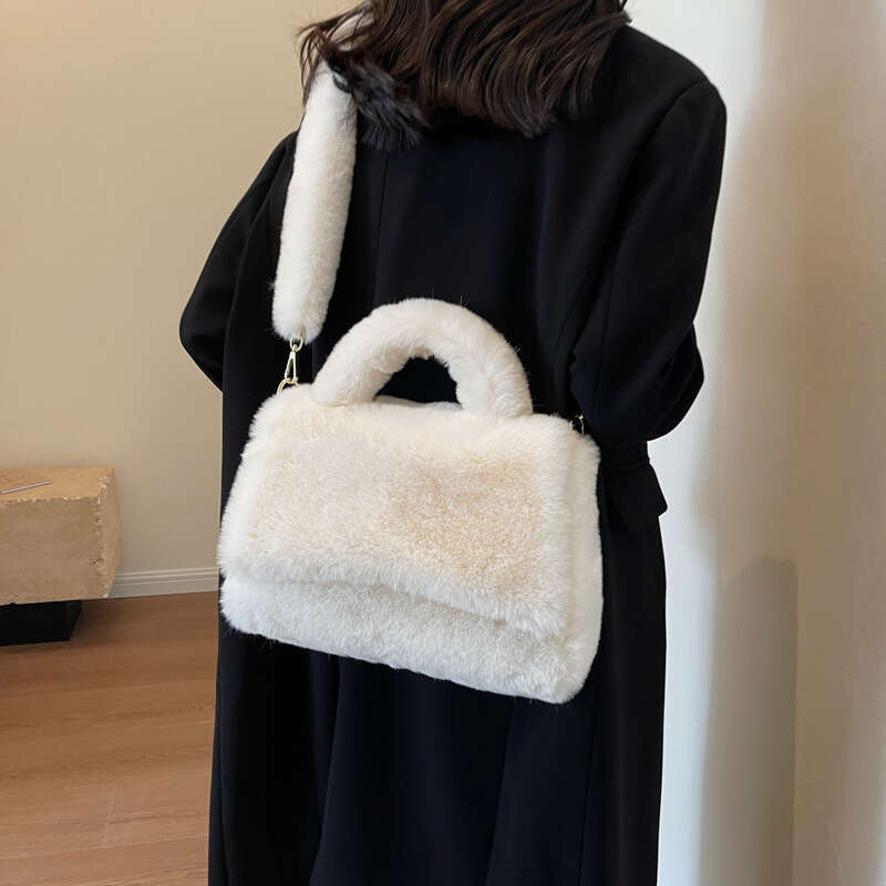 High quality hand-held commuting bag for women, super popular model, large capacity plush shoulder crossbody bag, 2024 new casual fashion trend clothi