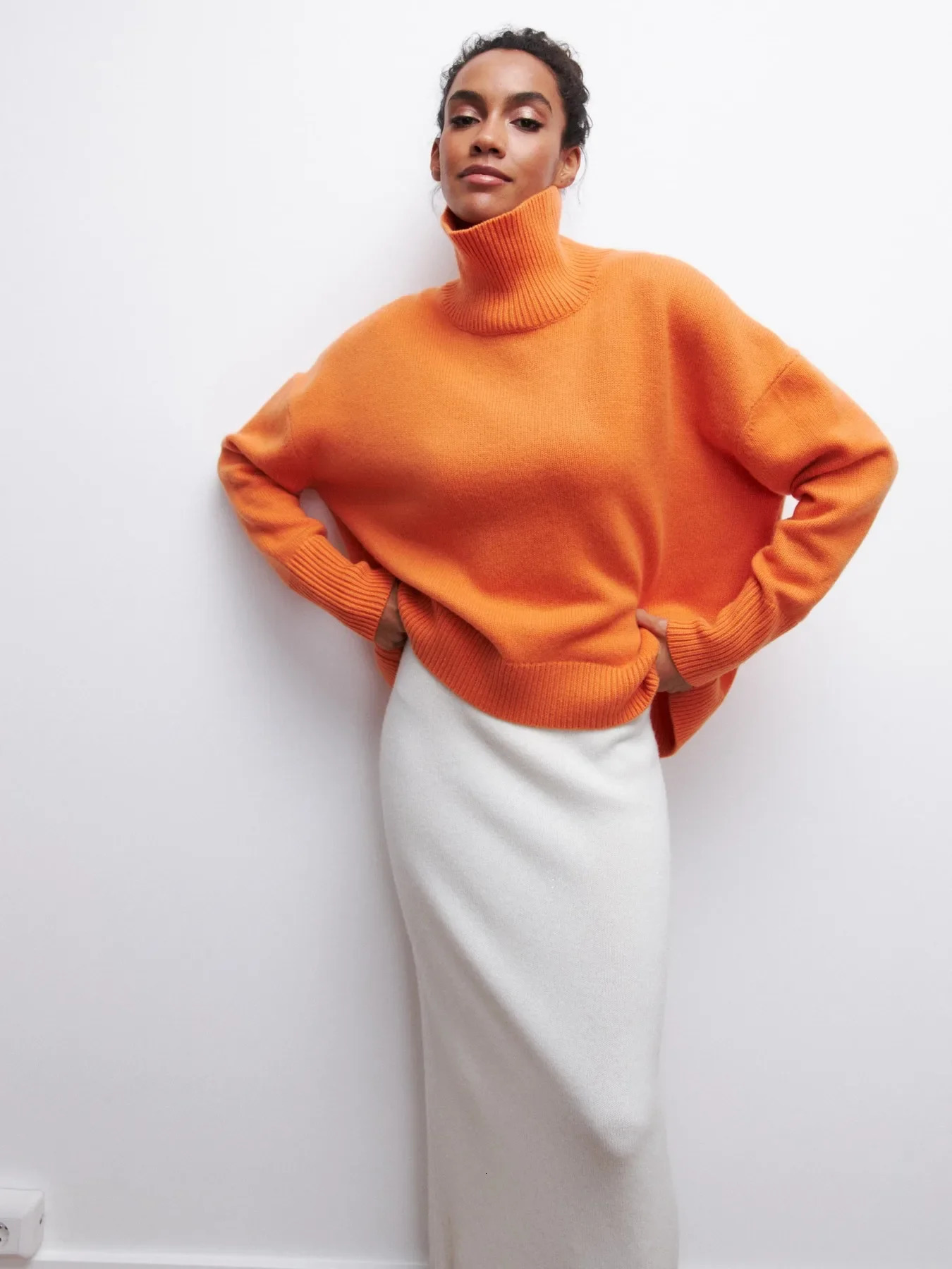 2024 Autumn Womens Turtle Neck Sweater Large Elegant Thick Pulled Black Knitted Winter Parachute Long Sleeve 241211
