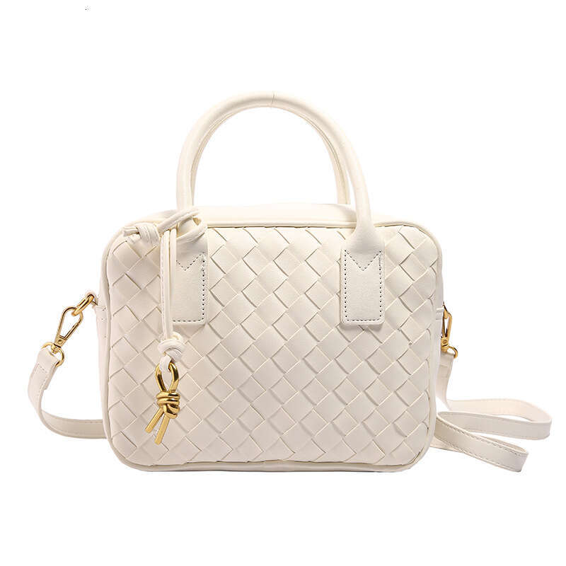 Handmade woven bag for women 2024, texture, hand-held commuting small square high-end single shoulder crossbody bag, 2024 temperament, versatile new t
