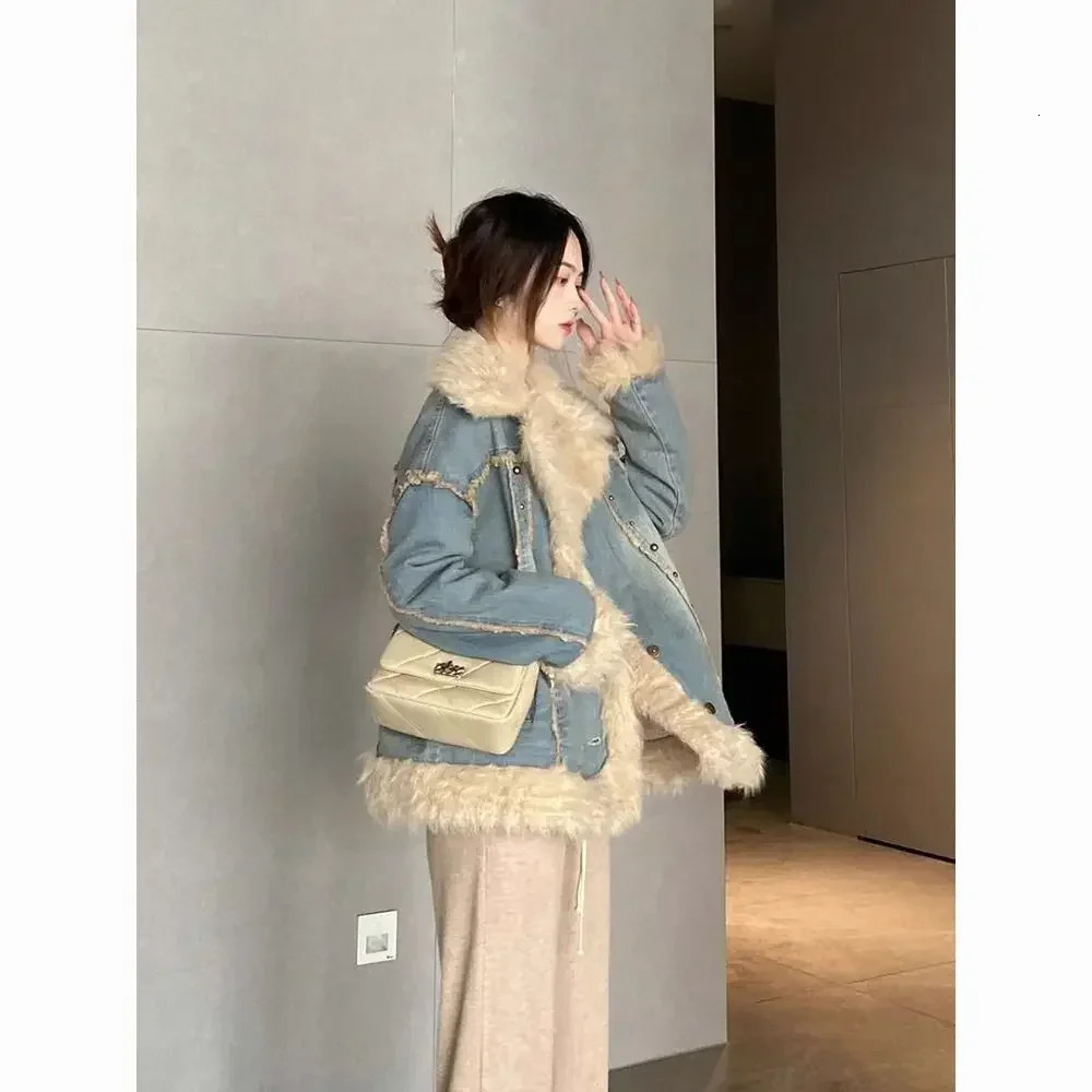 Korean fashion autumn womens denim jacket with fur patchwork lapel long sleeved single chest loose jacket clothing 241210