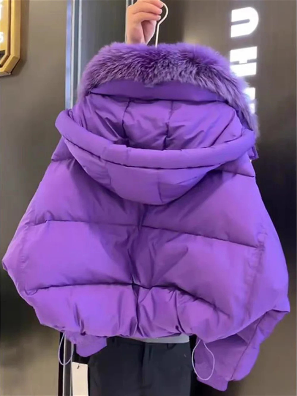 Fashionable Down Cotton Jacket, Popular High-End Small Fragrant Style Large Fur Collar Thick Coat, Women's Winter New
