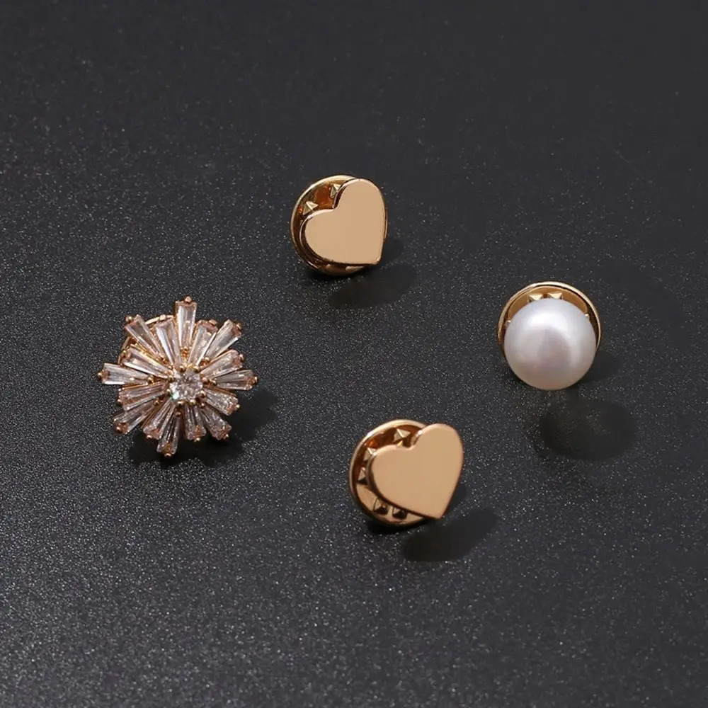 Golden Charm Accessories Pearl Style Decorative Brooch Open Collar Pin Anti Expre Necklace Buckle Heart shaped 241210