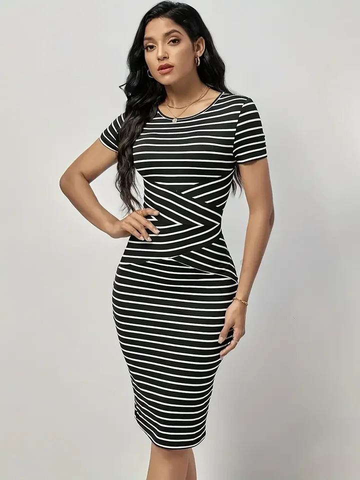 Summer in Europe and the United States long stripe womens fashion slim short sleeve loose thin dress 241212