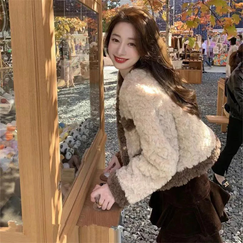 Xpqbb Lamb Wool Jackets for Women Autumn Winter Keep Warm Plush Short Outwear Ladies Elegant Contrast Loose Cotton Fur Coat 241214