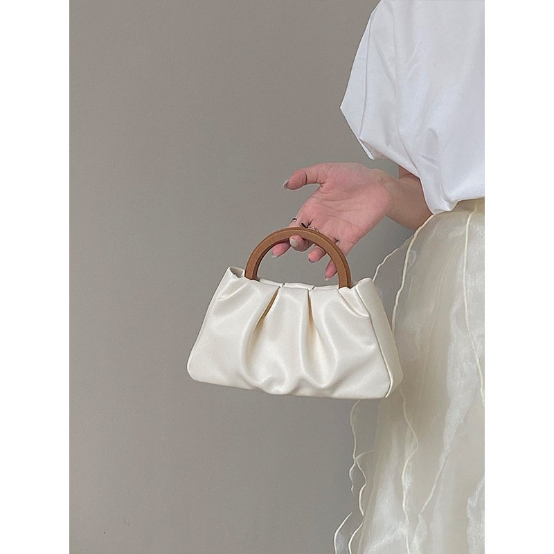 New Designer Wooden Handle Pleated Cloud Bag Hand-held Women's Bag Shoulder Bag Slanted Mini Bag