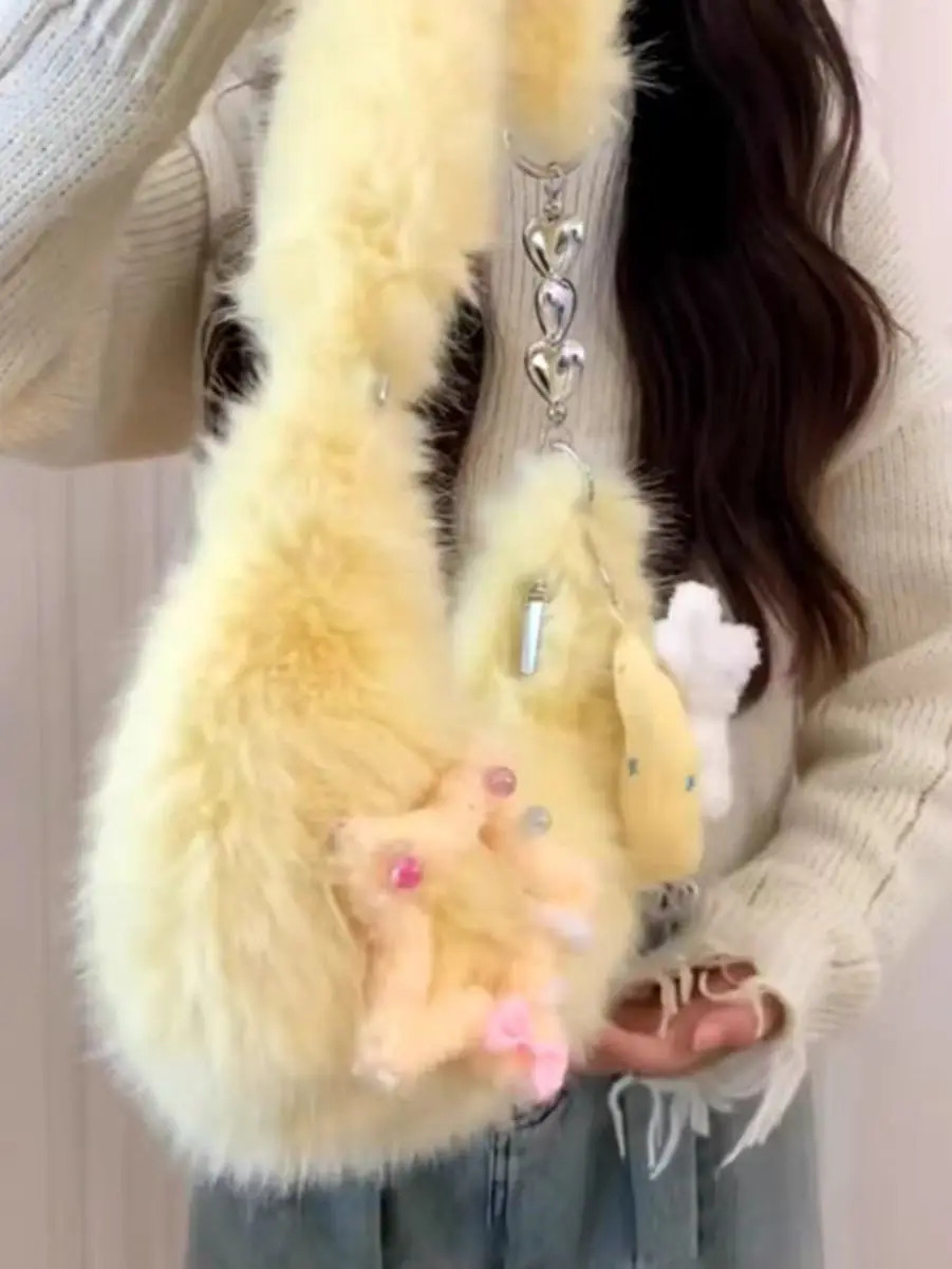 Fluffy Y2k Star Shoulder Bag Korean Fashion Kawaii Half Moon Handbag Women Cute Plush Underarm Purse Winter 241213