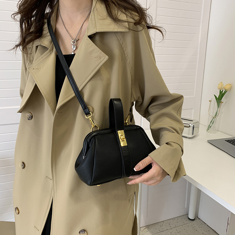New designer women s orange PU leather small handbag shell clip bag women s gold blue cross shoulder bag trendy single shoulder bag bag