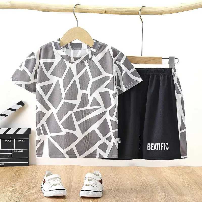 Clothing Sets Summer Kid Clothes Set Breathable Quick Drying Featured Print T-shirts and Shorts Suit Children Girls Sport Tracksuits H241214