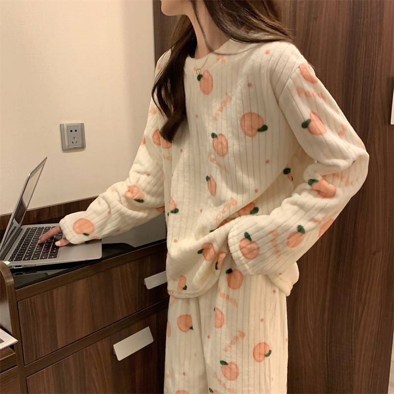 B145-Wear fashionable suit thick fleece winter home clothes cute pajamas outer home flange style coral long cardigan women