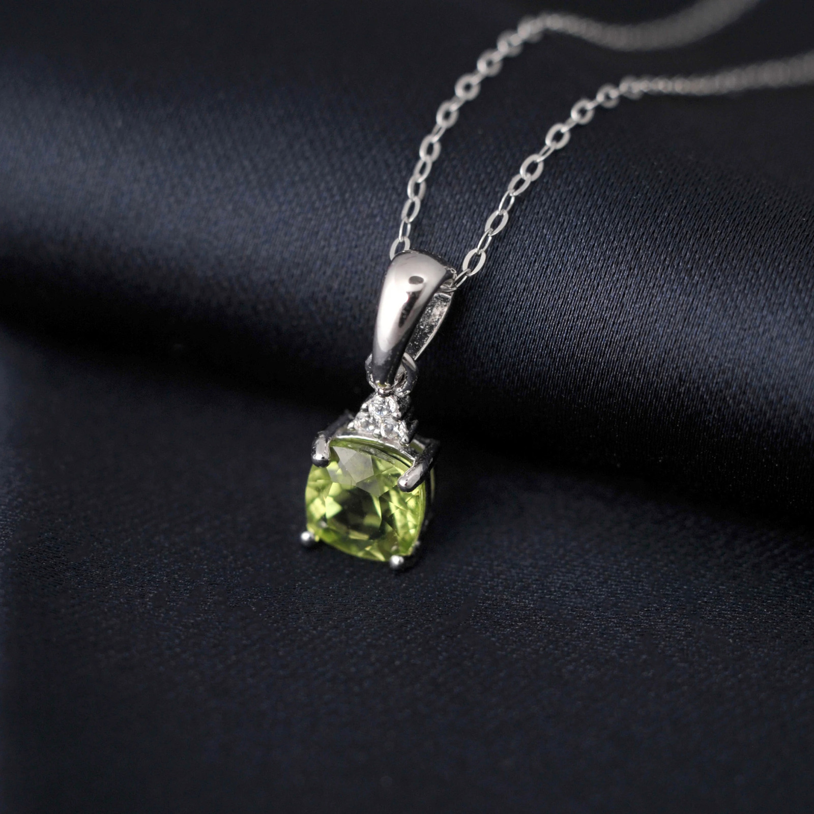Potiy 1ct Cushion Natural Cut Genuine Peridot Pendant Necklace With 18 Inches Trace Chain 925 Sterling Silver 241213