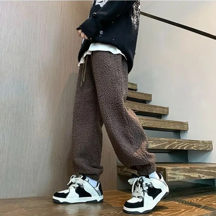 Lamb wool sweatpants mens autumn and winter style velvet thickening trendy loose sports casual pants mens pants y2k 241214