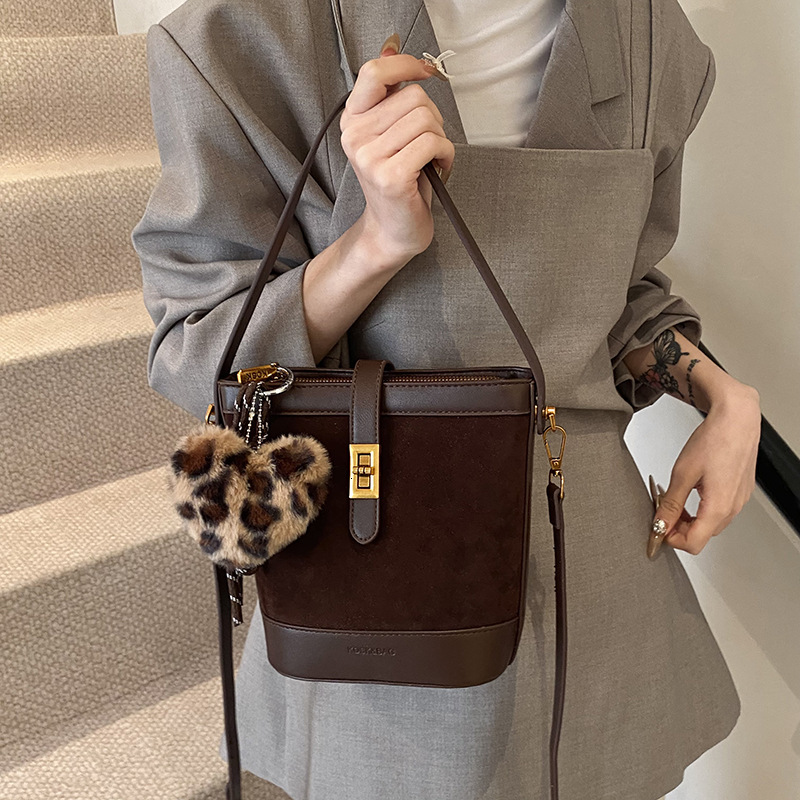 Vintage New Designer Coffee Pattern Personalized Multifunctional Bag Shoulder Bag Women's Crossbody Bag High-end Texture Commuting Bag