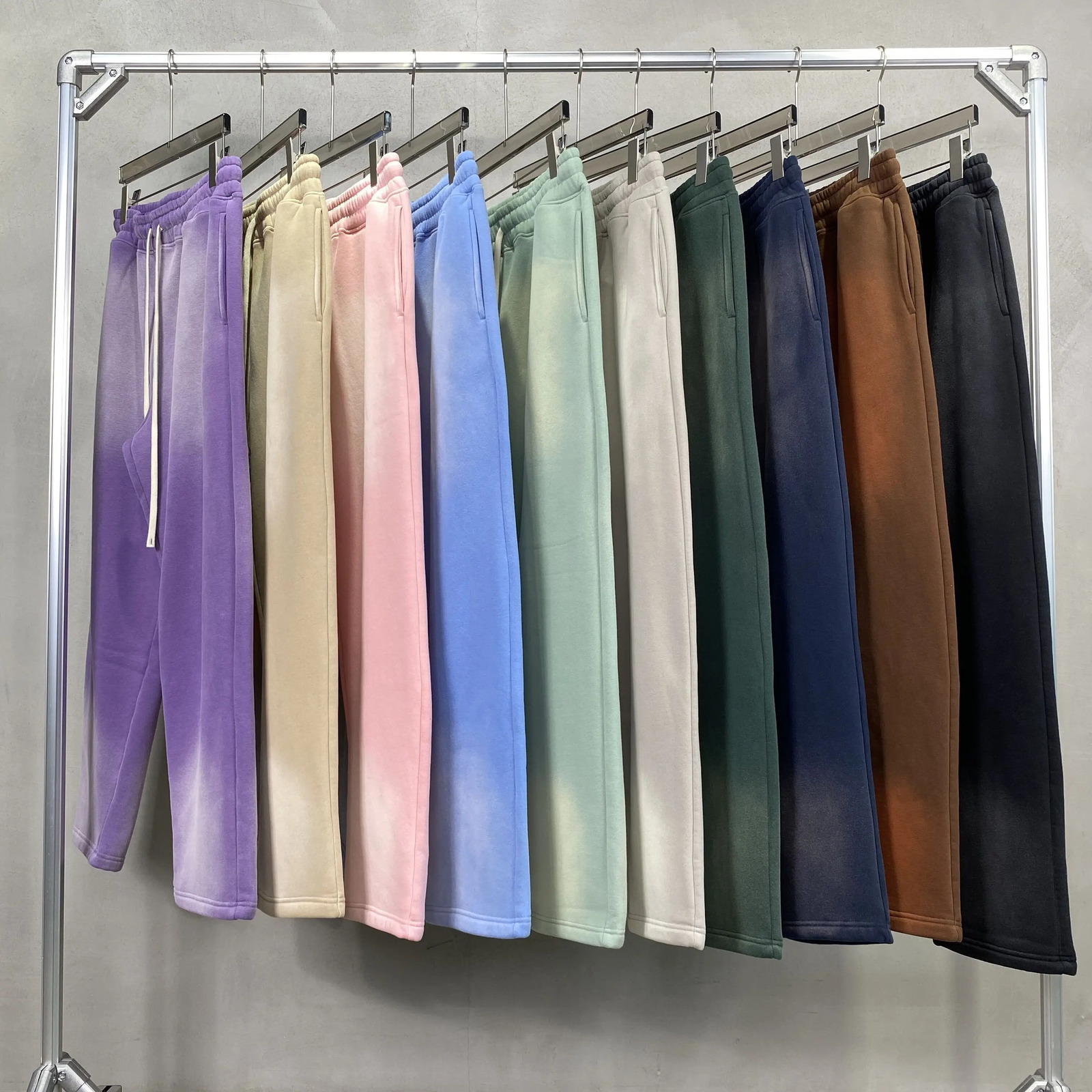 Spraydye used mens sweatpants 241214