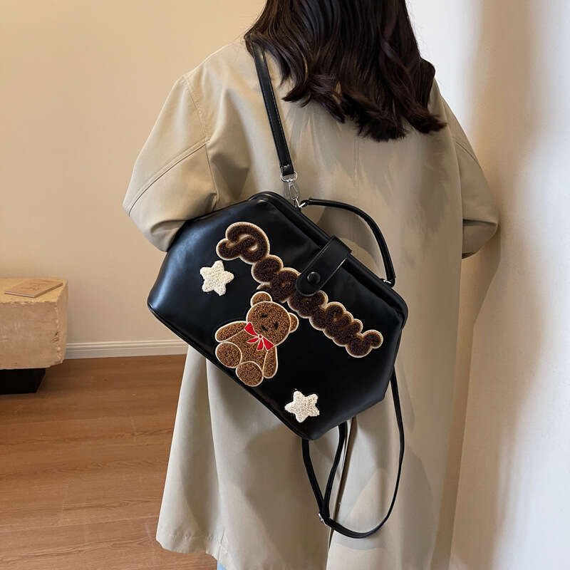 Internet celebrity large capacity doctor women's and multi-purpose commuting single shoulder crossbody bag, niche adhesive cloth handbag, 2024 ne