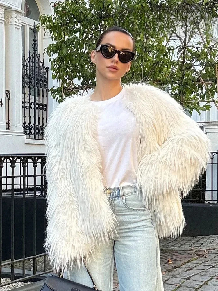 Womens Faux Fur Fringed Jacket Oneck Long Sleeves Hidden Side Pockets Front Closure with Hooks Overcoat Fall Winter Chic Coat 241211