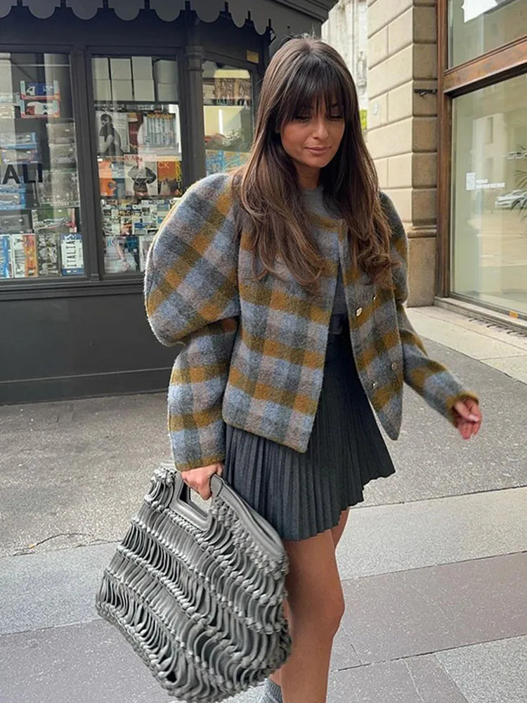 Retro Contrast Plaid Long Sleeve Women Woolen Coat Round Neck Double-breasted Jackets Autumn Female High Street Outerwear 241214